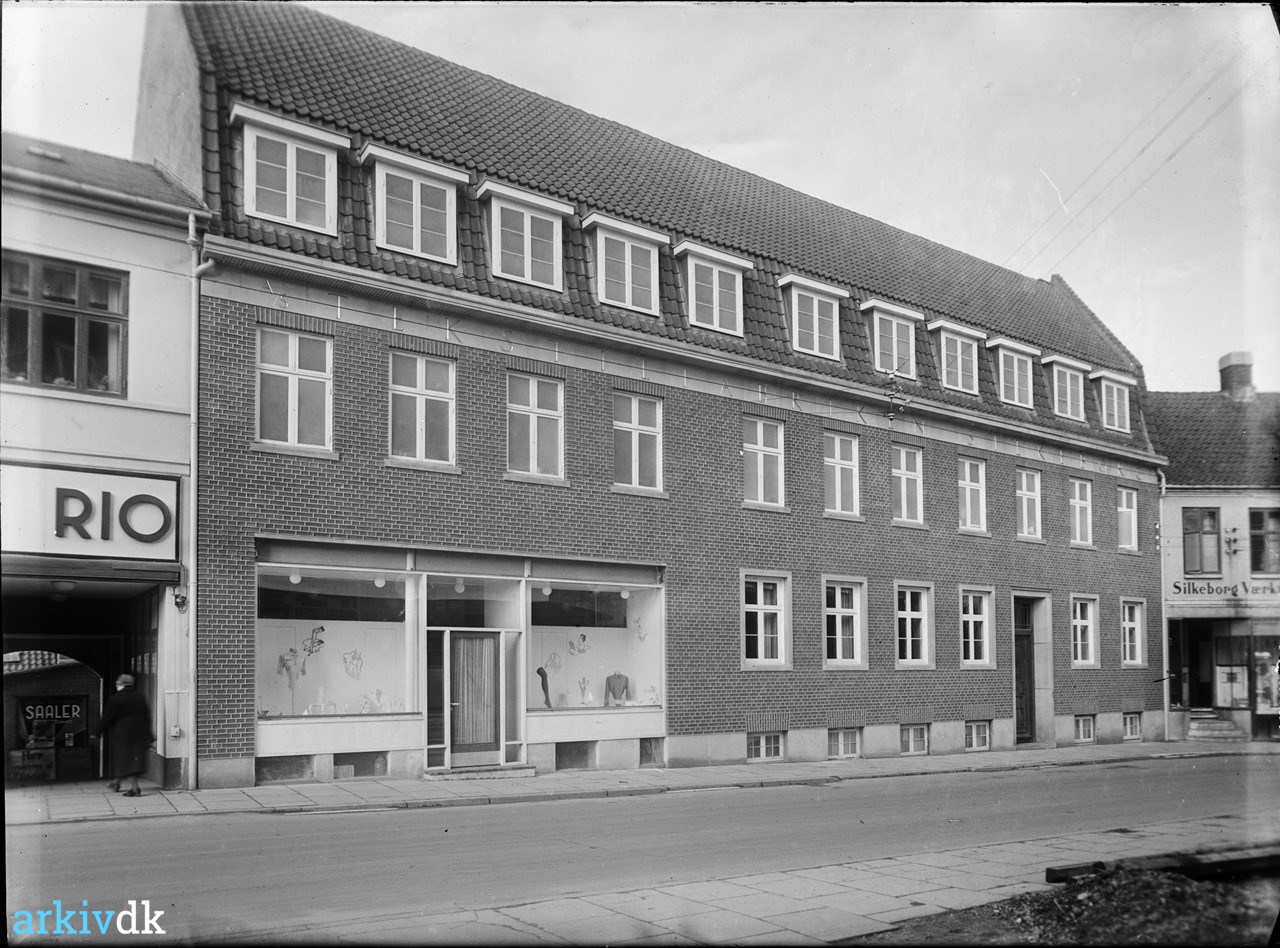 arkiv.dk Silkeborg Tekstilfabrik, Østergade 3