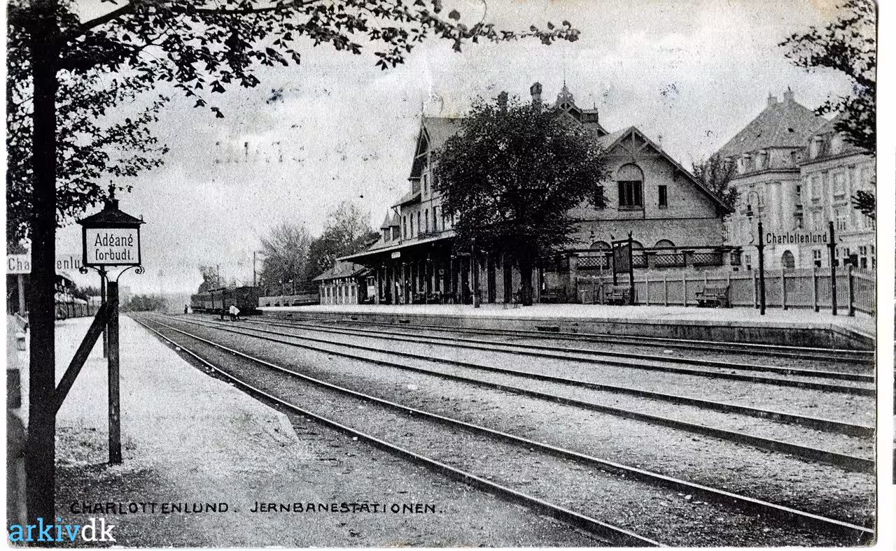 arkiv.dk Charlottenlund Station