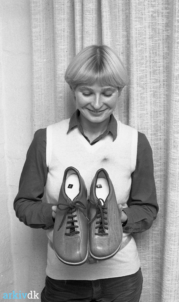 Mauve Låse Swipe arkiv.dk | Salg af sunde sko, Reporto, Vejle, 1982