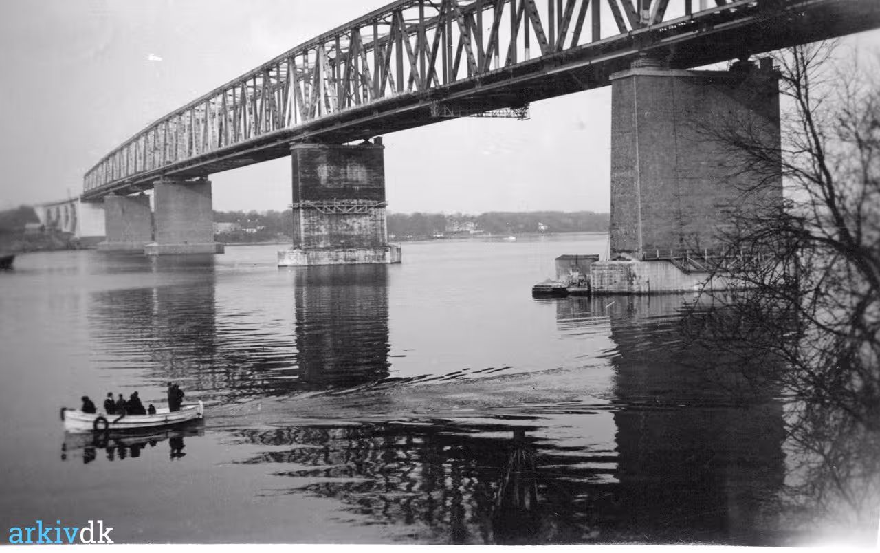 arkiv.dk | Den gamle Lillebæltsbro.