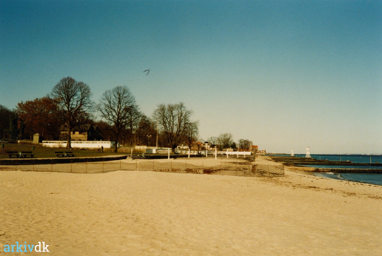 arkiv.dk Bellevue Strandbad tegnet af Arne Jacobsen i 1932