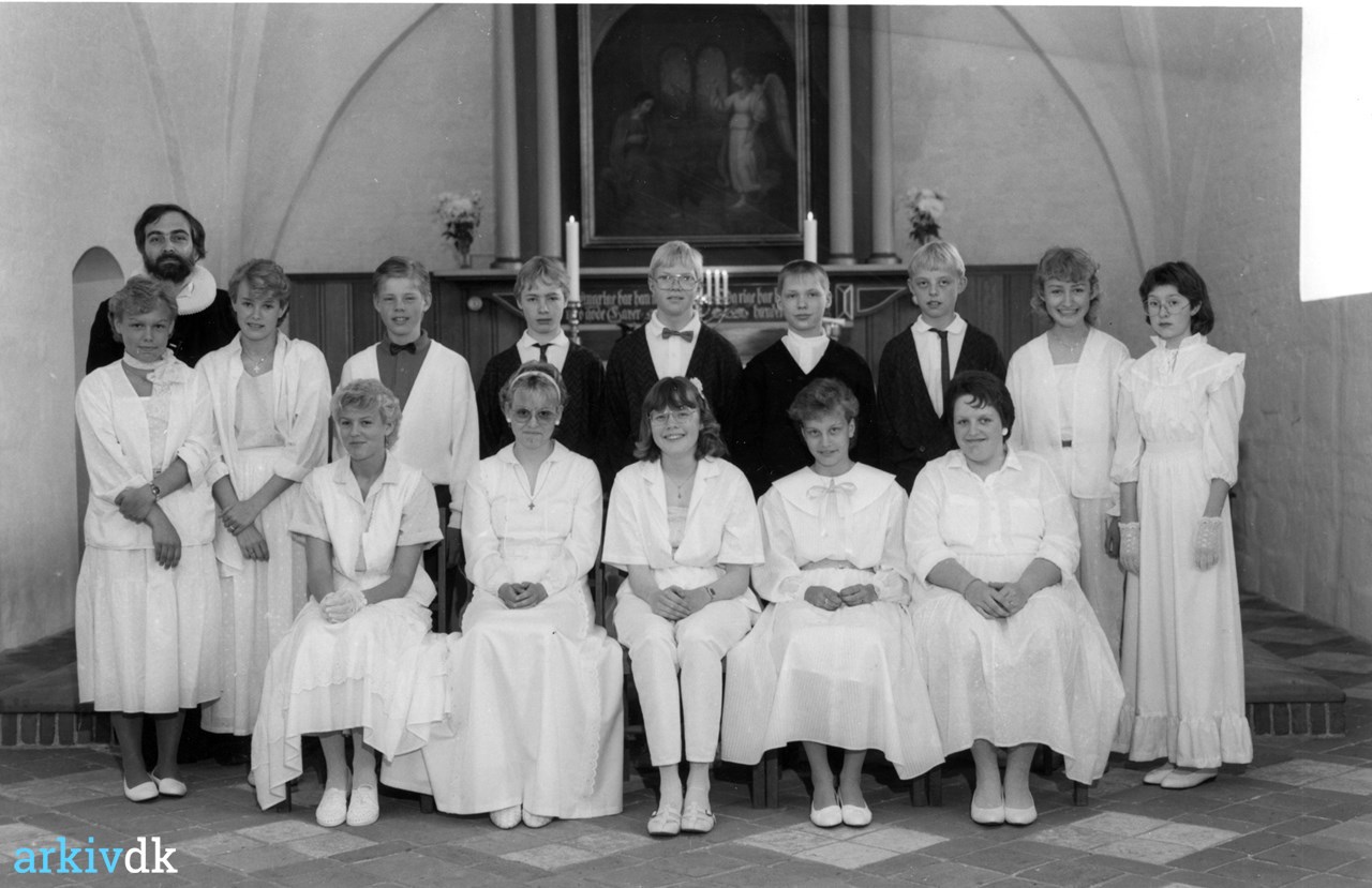 | Konfirmation Hårslev kirke 1986