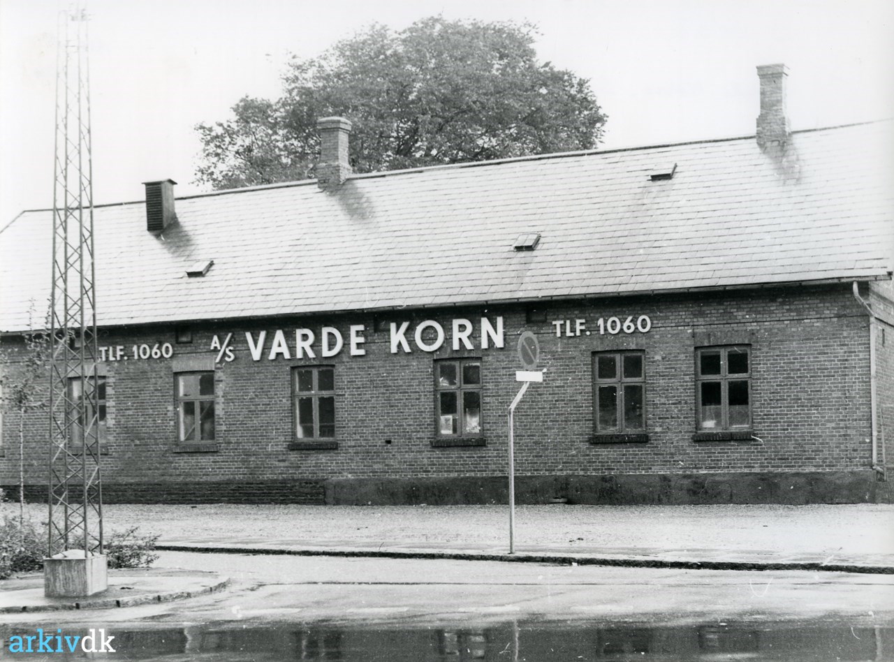 | Varde Korn, 2, Varde. Ca. 1955. Facade