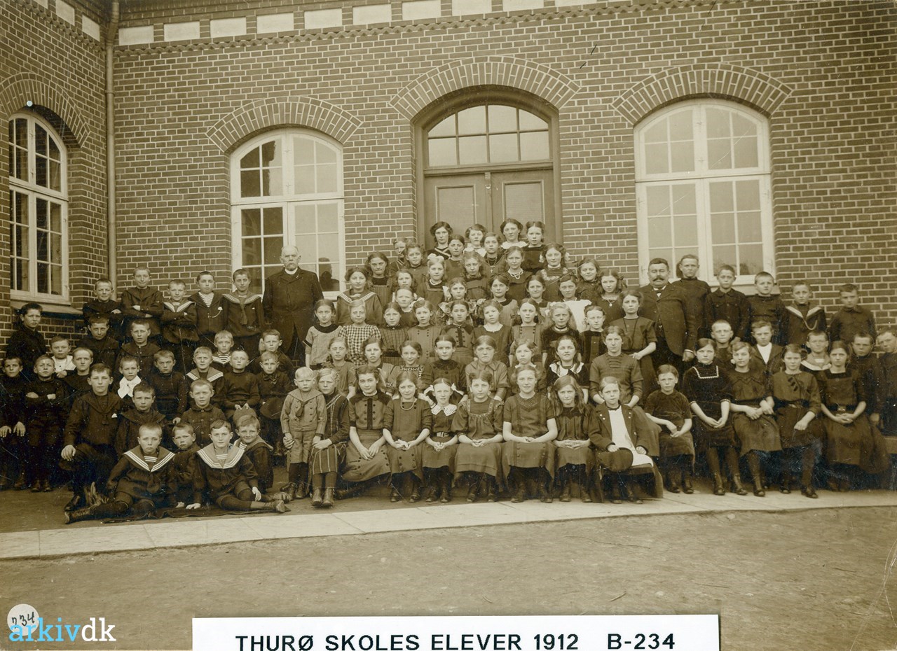 Pålidelig begynde Lave arkiv.dk | Thurø skoles elever 1912