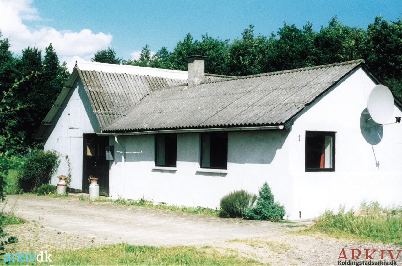 arkiv.dk Anker og Gudrun Nim Johansens hus i Skovvej, Bramdrupdam