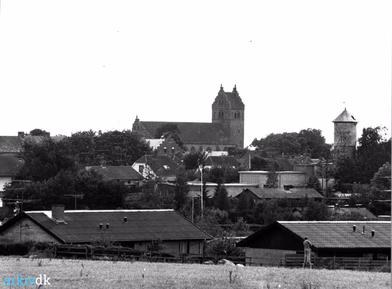 arkiv.dk Slangerup set fra Lystrupvej.